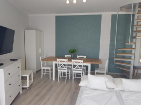 Гостиница Zoli Apartmanok-Adri Kölcsey 32  Хайдусобосло